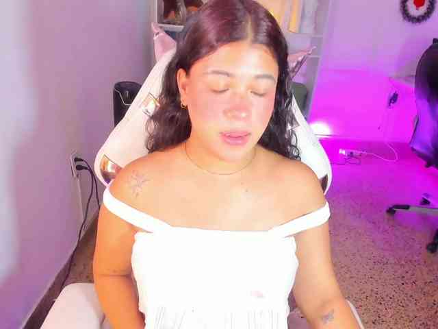 Ivy-sweetlove webcam