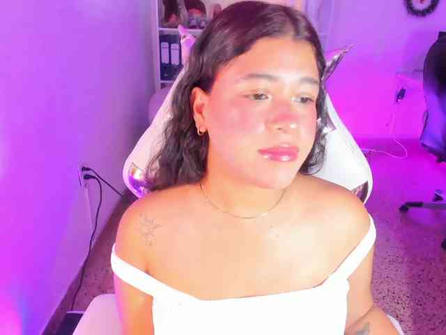 Ivy-sweetlove webcam