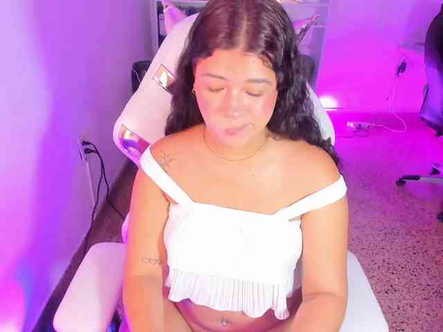 Ivy-sweetlove webcam