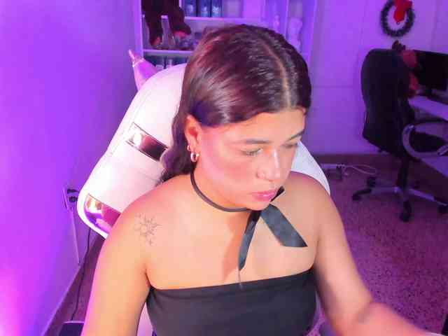 Ivy-sweetlove webcam