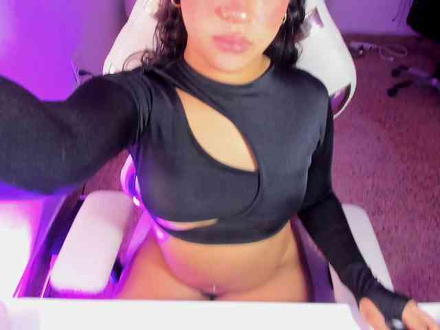 Ivy-sweetlove webcam