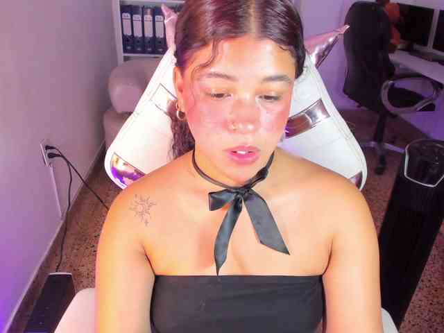 Ivy-sweetlove webcam