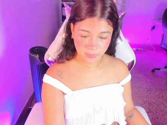 Ivy-sweetlove webcam