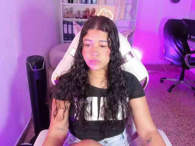 Ivy-sweetlove webcam