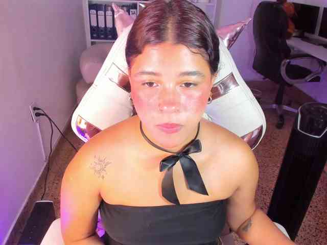 Ivy-sweetlove webcam