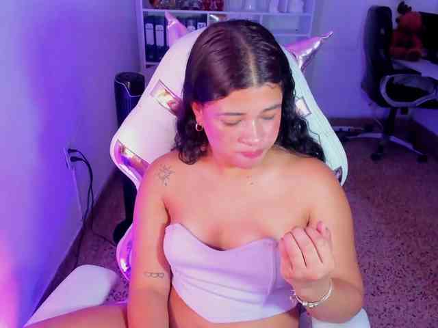 Ivy-sweetlove webcam