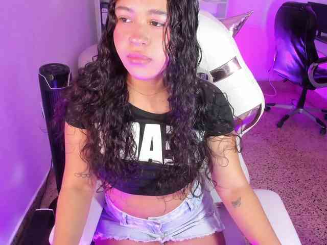 Ivy-sweetlove webcam