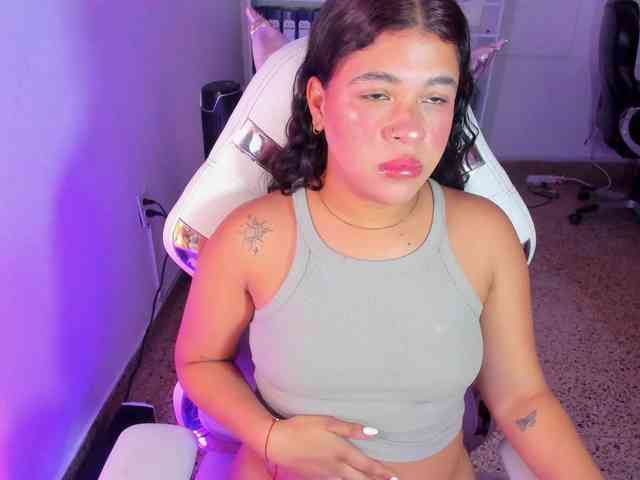 Ivy-sweetlove webcam