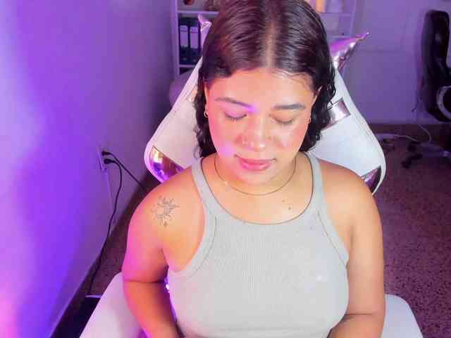 Ivy-sweetlove webcam