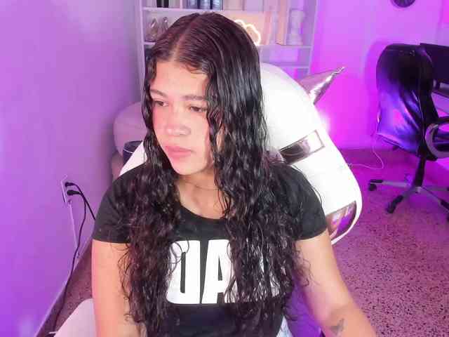 Ivy-sweetlove webcam