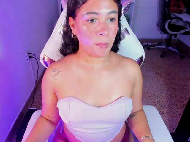 Ivy-sweetlove webcam