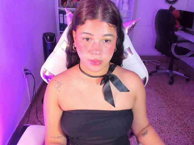 Ivy-sweetlove webcam