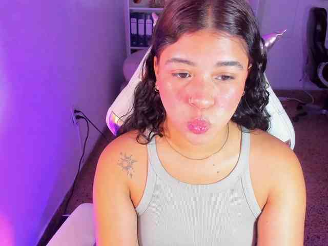 Ivy-sweetlove webcam