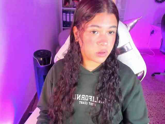 Ivy-sweetlove webcam