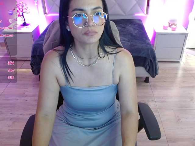 Rosalind-tay's BongaCams show and profile