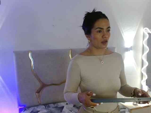 Rosalind-tay webcam