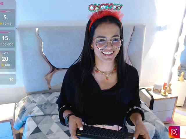 Rosalind-tay Rosalind-tay