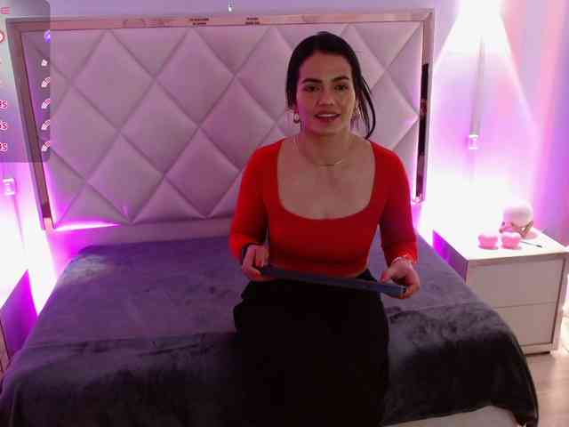 Rosalind-tay Live Webcam on BongaCams