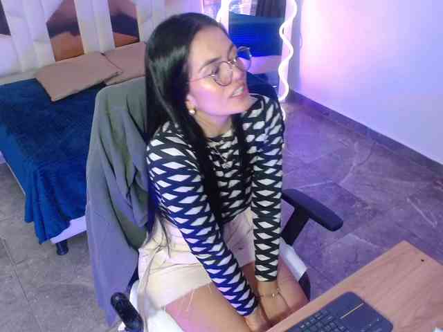 Rosalind-tay webcam