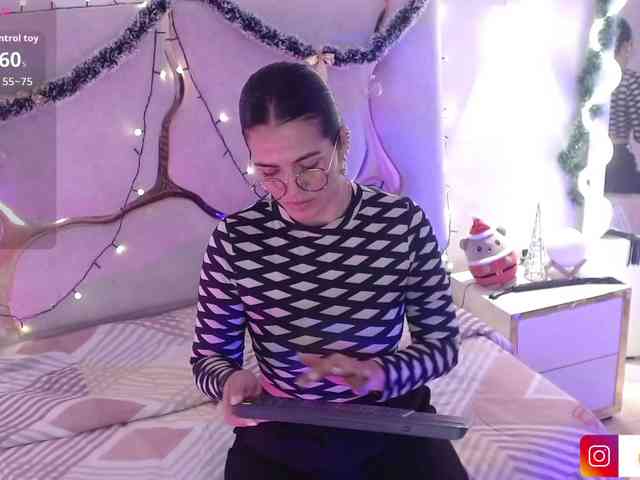 Rosalind-tay Rosalind-tay