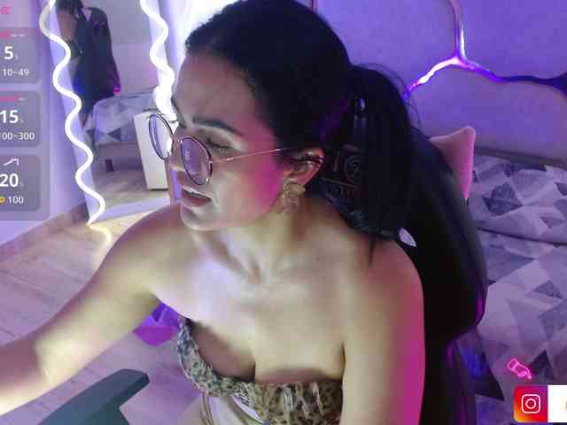 Rosalind-tay Rosalind-tay