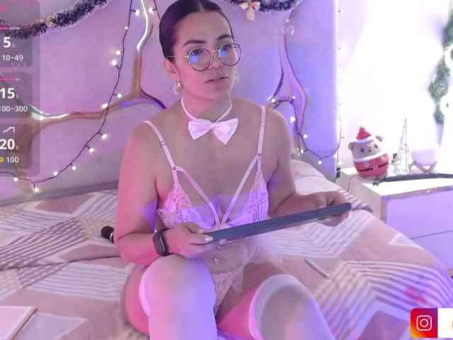 Rosalind-tay Rosalind-tay