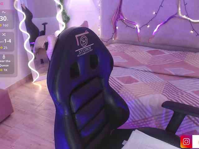 Rosalind-tay Rosalind-tay