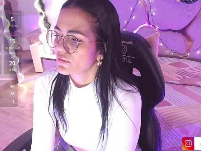 Rosalind-tay Rosalind-tay