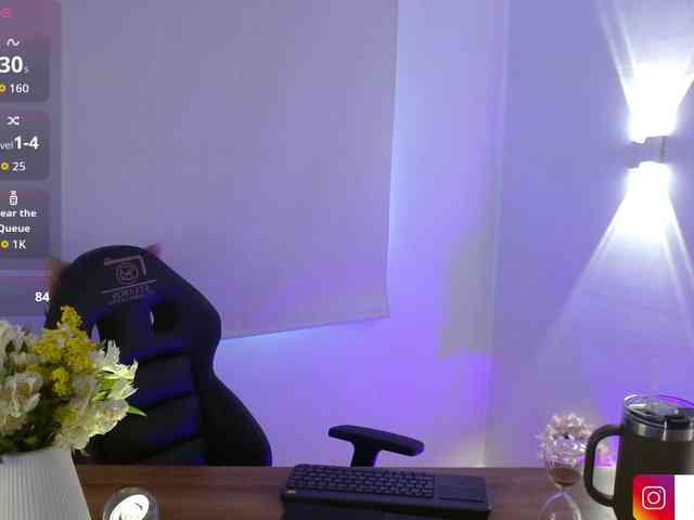 Rosalind-tay webcam