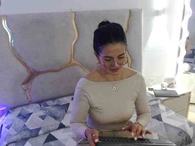 Rosalind-tay webcam