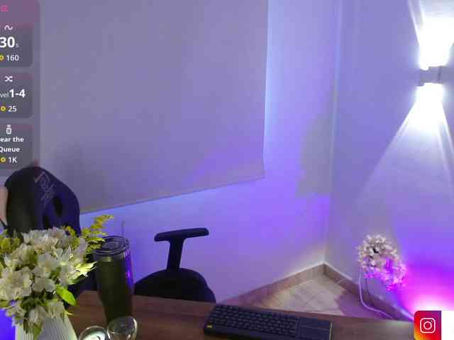 Rosalind-tay webcam