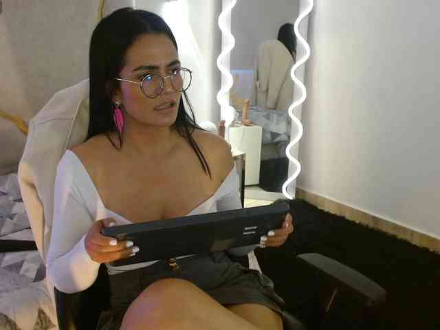 Rosalind-tay webcam