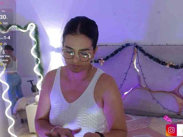 Rosalind-tay Rosalind-tay