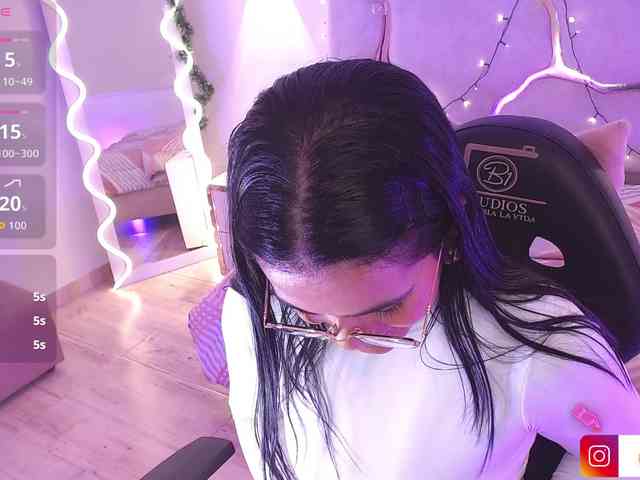 Rosalind-tay Rosalind-tay