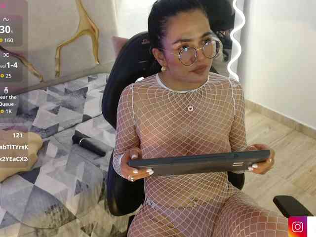 Rosalind-tay webcam