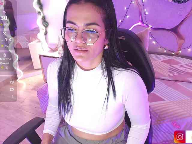 Rosalind-tay Rosalind-tay