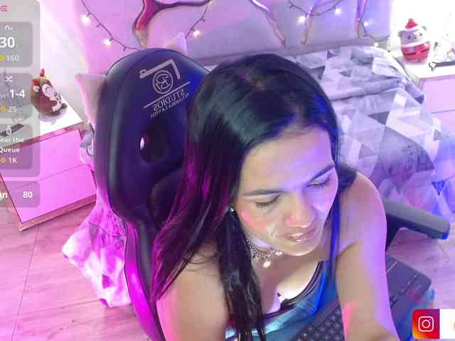 Rosalind-tay Rosalind-tay