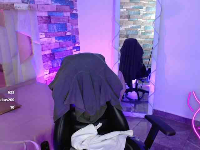 chatroom online Rosalind-tay