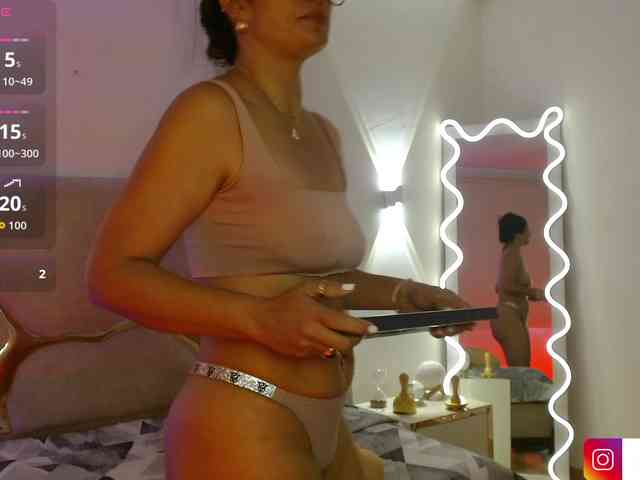 Rosalind-tay webcam