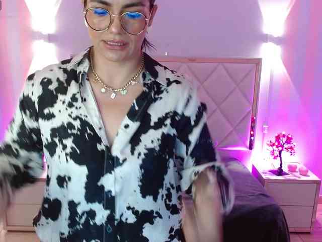 Rosalind-tay Rosalind-tay