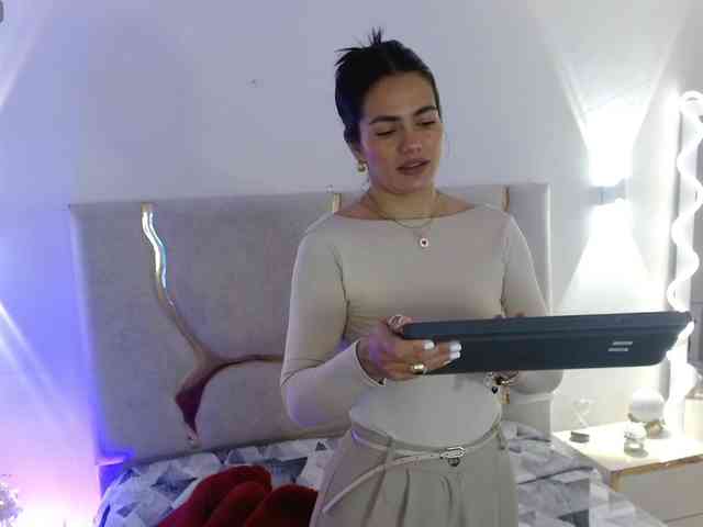 Rosalind-tay webcam