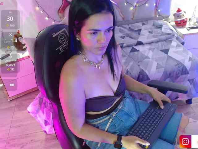 Rosalind-tay Rosalind-tay