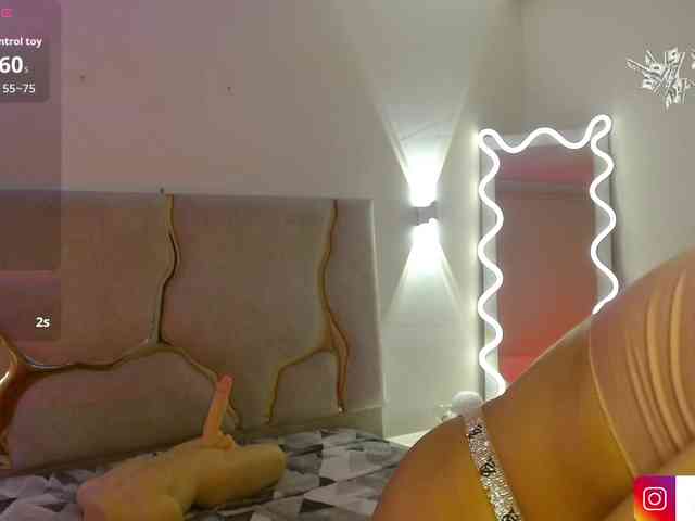 Rosalind-tay webcam