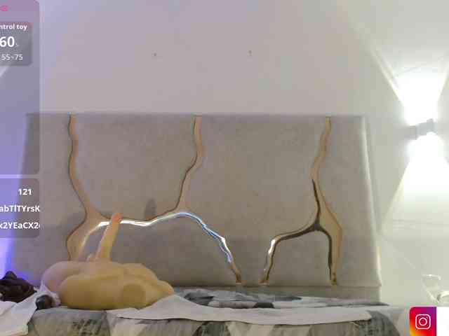 Rosalind-tay webcam