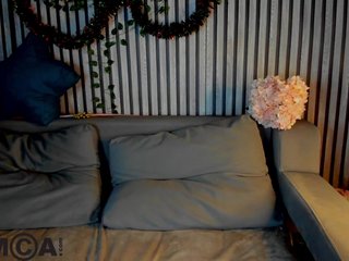 Miss-you-kiss Porn Show