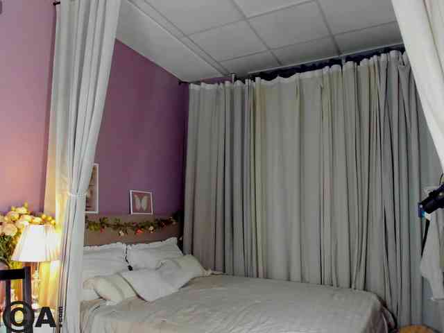 Miss-you-kiss webcam