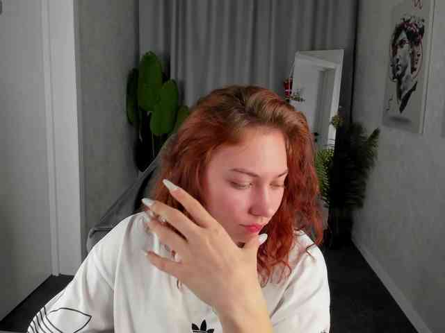 webcam striptease Miss-you-kiss