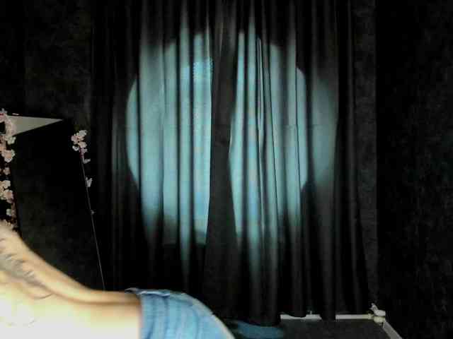 Miss-you-kiss webcam