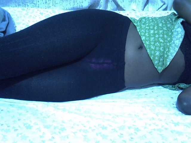 Sexyhanish webcam bongacams model stream image