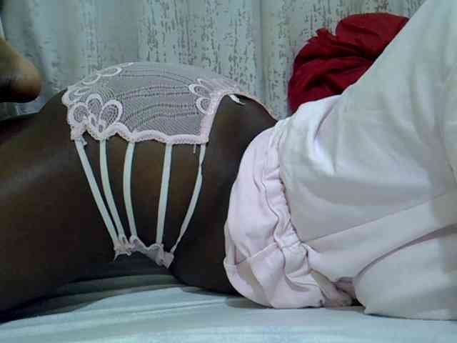 Sexyhanish webcam